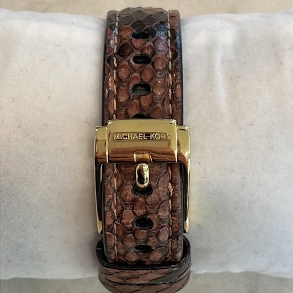 Michael Kors Taylor Python Watch - Picture 4 of 13